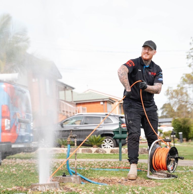 Broken water pipe repairs Sydney